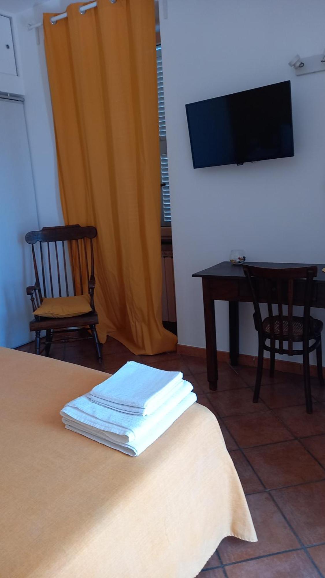 La Casa Del Sole Bed & Breakfast Vico Equense Luaran gambar